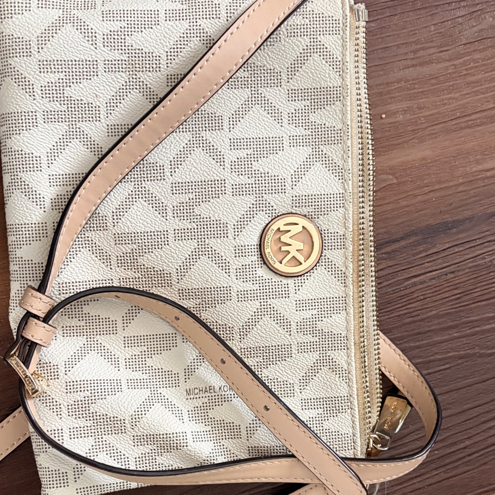 Michael Kors Beige and Tan Crossbody Bag